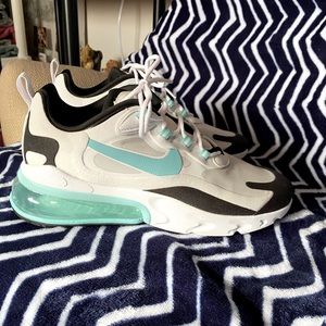 Nike Air Max 270 React